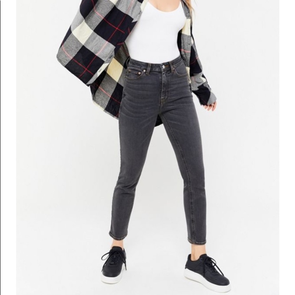 BDG Black high waisted girlfriend jeans